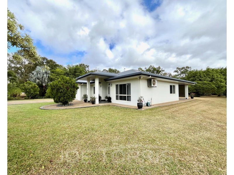 6 Ceola Drive, Mareeba QLD 4880