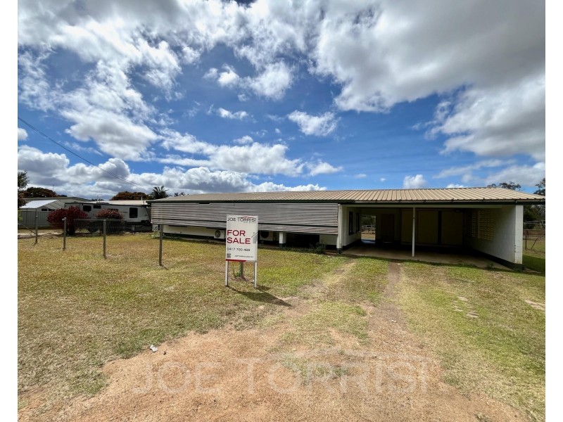 45 Martin Avenue, Mareeba QLD 4880