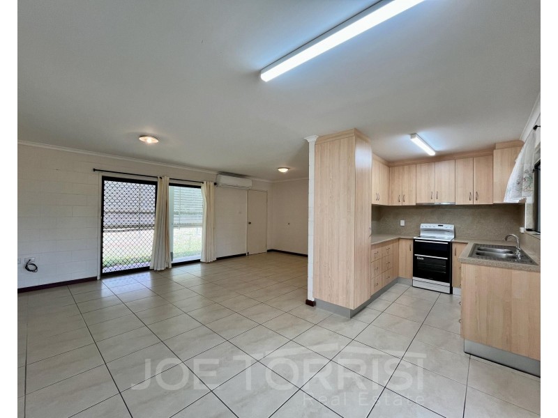 45 Martin Avenue, Mareeba QLD 4880