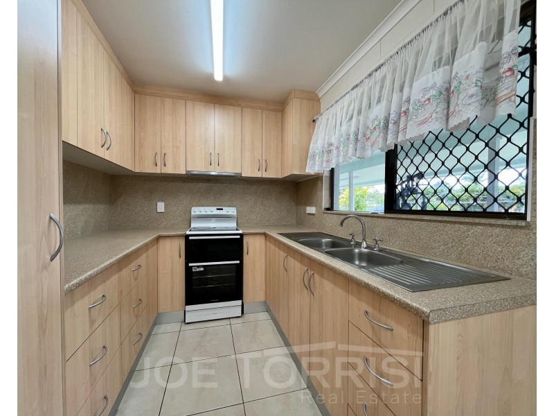 45 Martin Avenue, Mareeba QLD 4880
