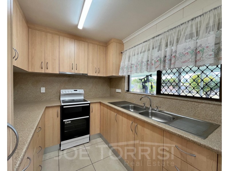 45 Martin Avenue, Mareeba QLD 4880