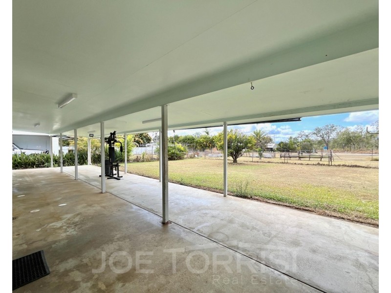 45 Martin Avenue, Mareeba QLD 4880