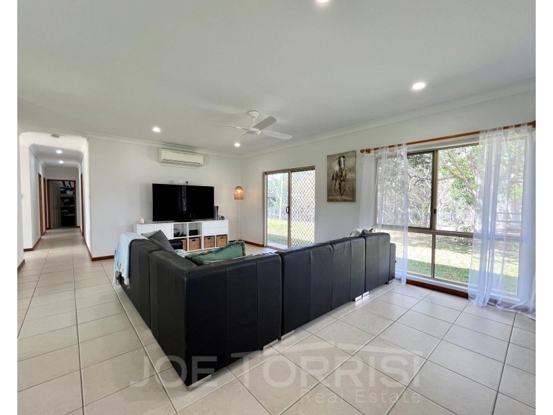 12 Powell Road, Mareeba QLD 4880