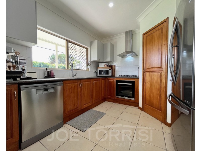 12 Powell Road, Mareeba QLD 4880