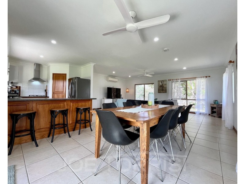 12 Powell Road, Mareeba QLD 4880
