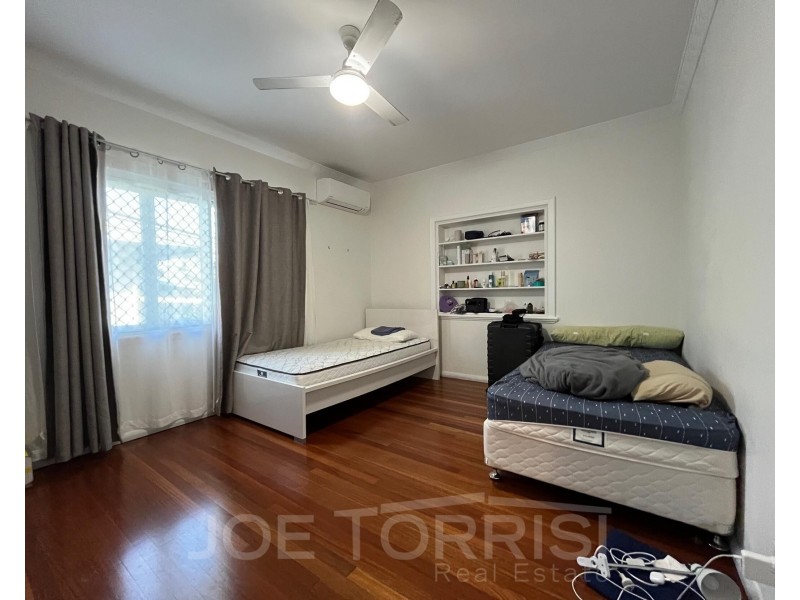 9 Shepherd Street, Mareeba QLD 4880