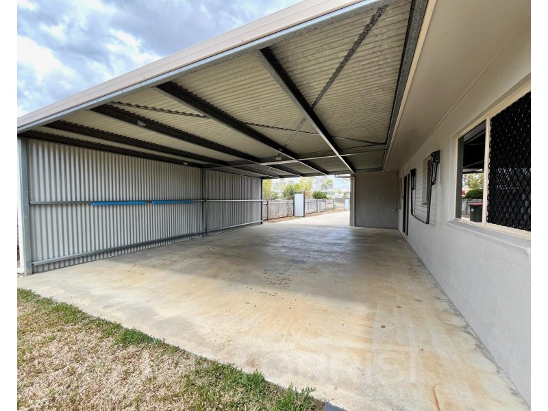 15 Luisa Circuit, Mareeba QLD 4880