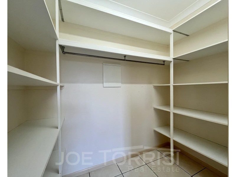 8 Joan Crescent, Mareeba QLD 4880