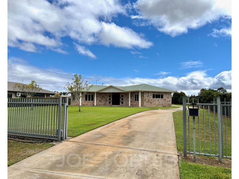 8 Joan Crescent, Mareeba QLD 4880