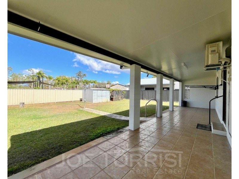 37 Martin Avenue, Mareeba QLD 4880