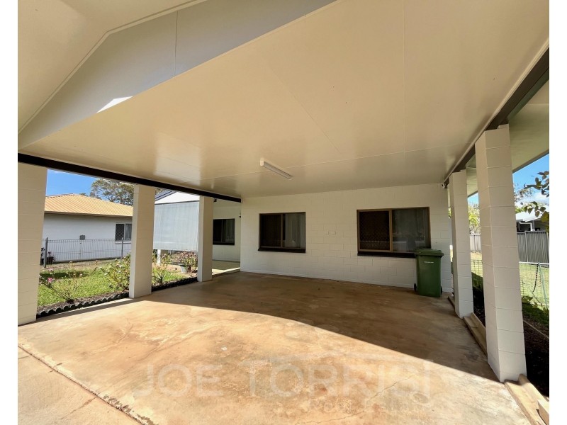 37 Martin Avenue, Mareeba QLD 4880