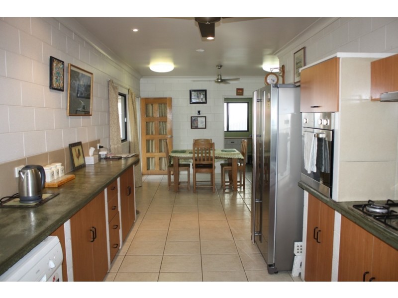 7 Brickley Street, Dimbulah QLD 4872