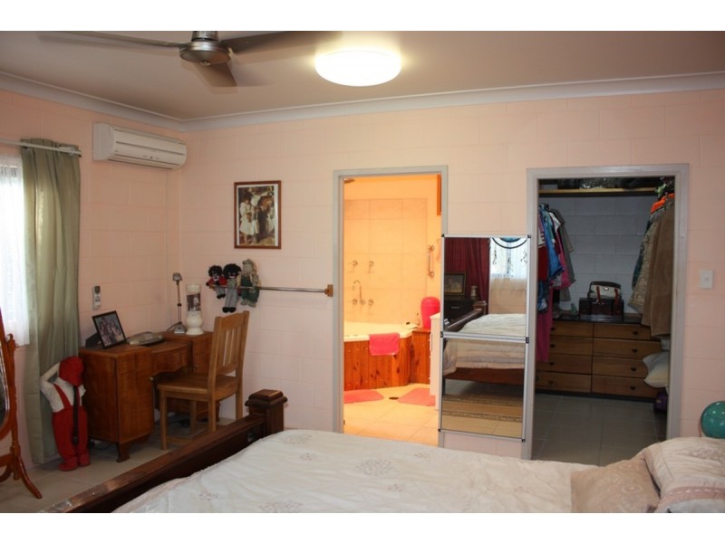 7 Brickley Street, Dimbulah QLD 4872