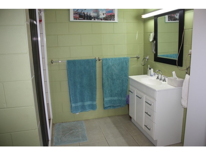 7 Brickley Street, Dimbulah QLD 4872