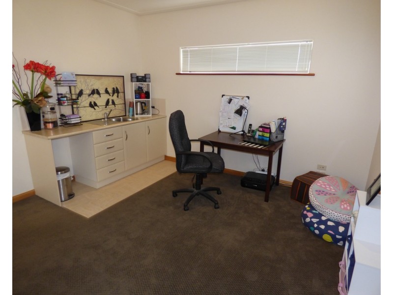 1/11 Ives Place, Port Lincoln SA 5606