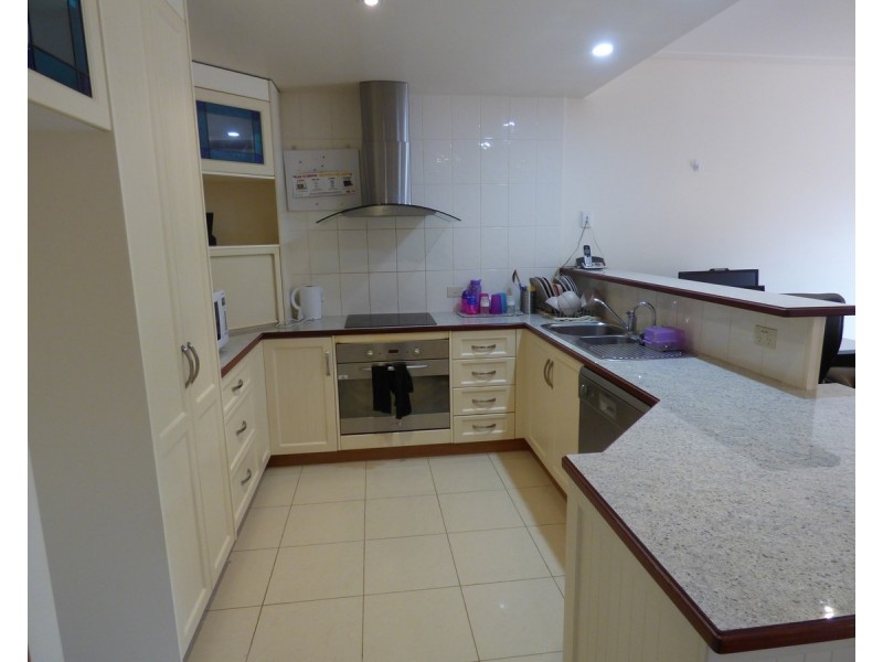 2/11 Ives Place, Port Lincoln SA 5606