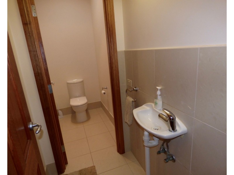 2/11 Ives Place, Port Lincoln SA 5606