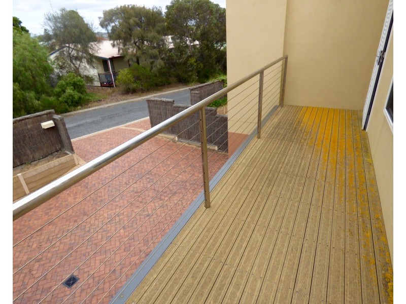 2/11 Ives Place, Port Lincoln SA 5606