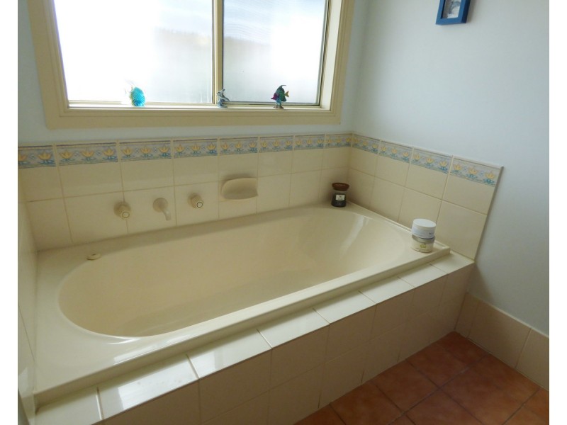 24 Treasure Crescent, Tumby Bay SA 5605