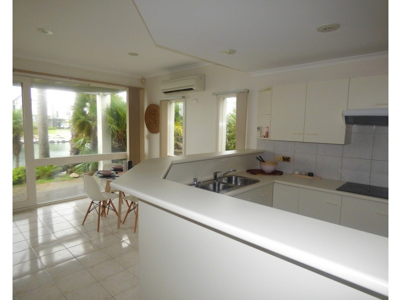 1/12 North Point Avenue, Port Lincoln SA 5606