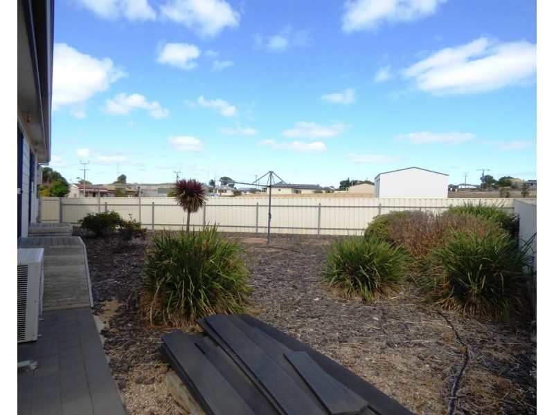 2/2 Coneybeer Terrace, Port Neill SA 5604