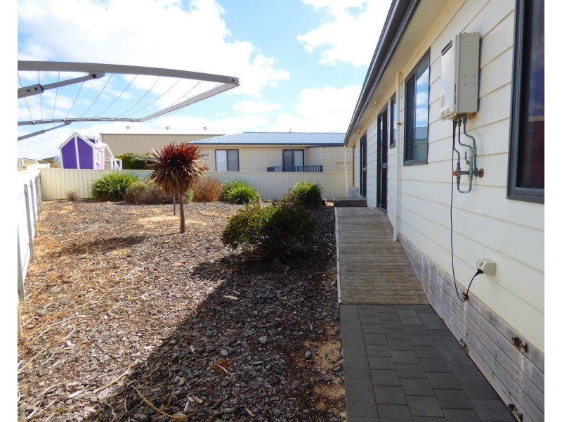 2/2 Coneybeer Terrace, Port Neill SA 5604