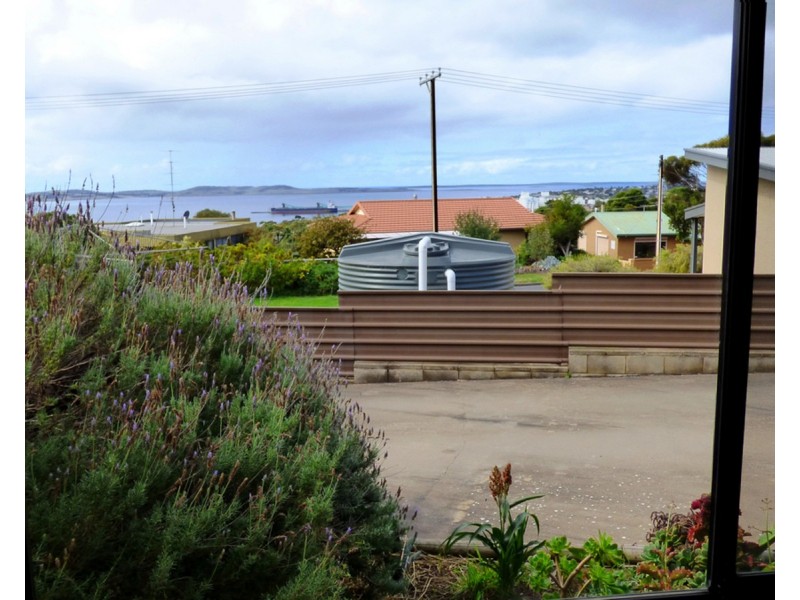 2/70 Flinders  Highway, Port Lincoln SA 5606