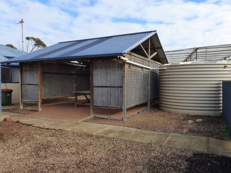 23 Lipson Road, Tumby Bay SA 5605