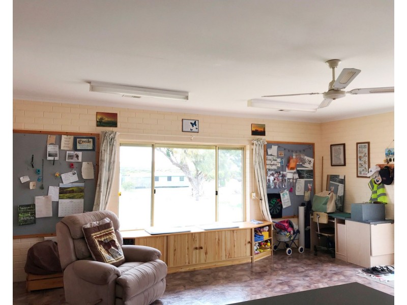 82 Waratah Road, Elliston SA 5670