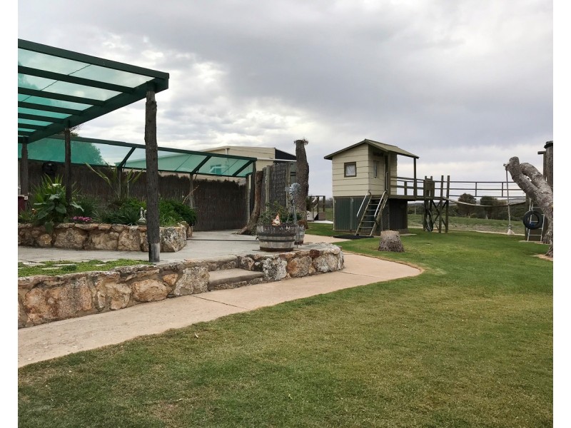 82 Waratah Road, Elliston SA 5670