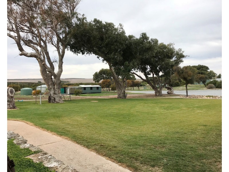 82 Waratah Road, Elliston SA 5670