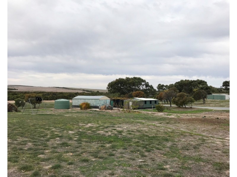 82 Waratah Road, Elliston SA 5670