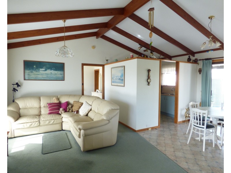 25 Carrow Terrace, Port Neill SA 5604