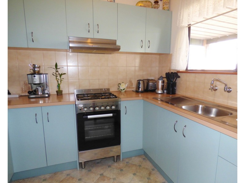 25 Carrow Terrace, Port Neill SA 5604