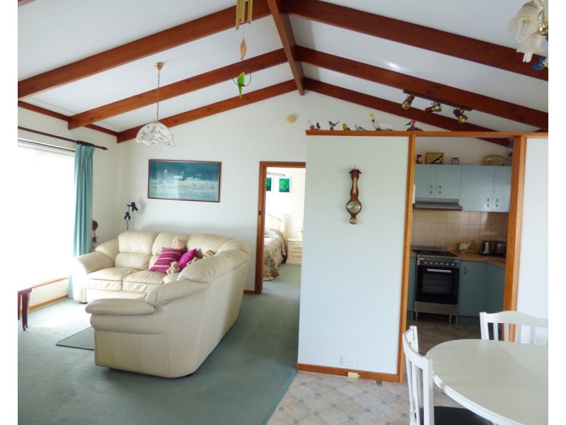 25 Carrow Terrace, Port Neill SA 5604