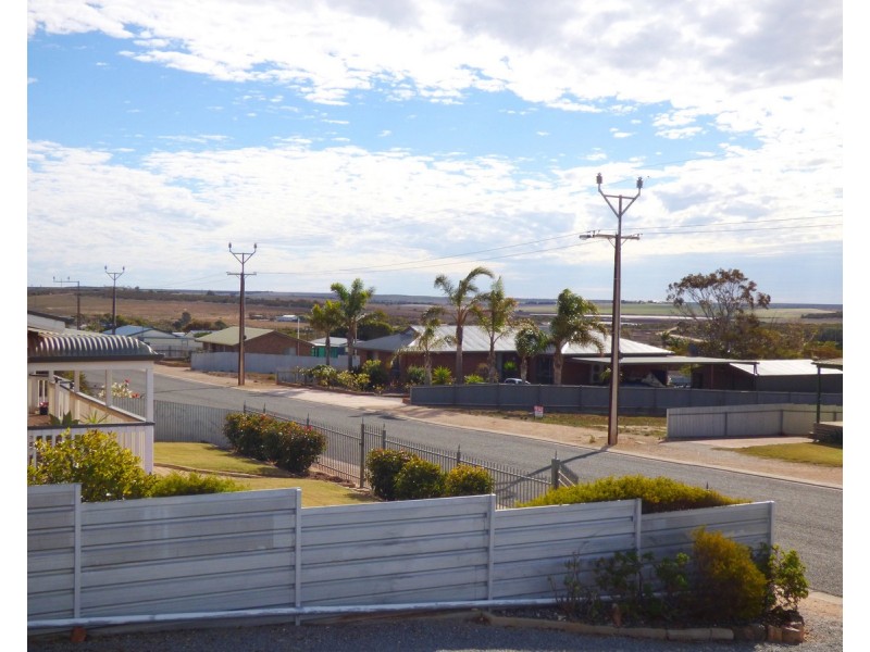 25 Carrow Terrace, Port Neill SA 5604