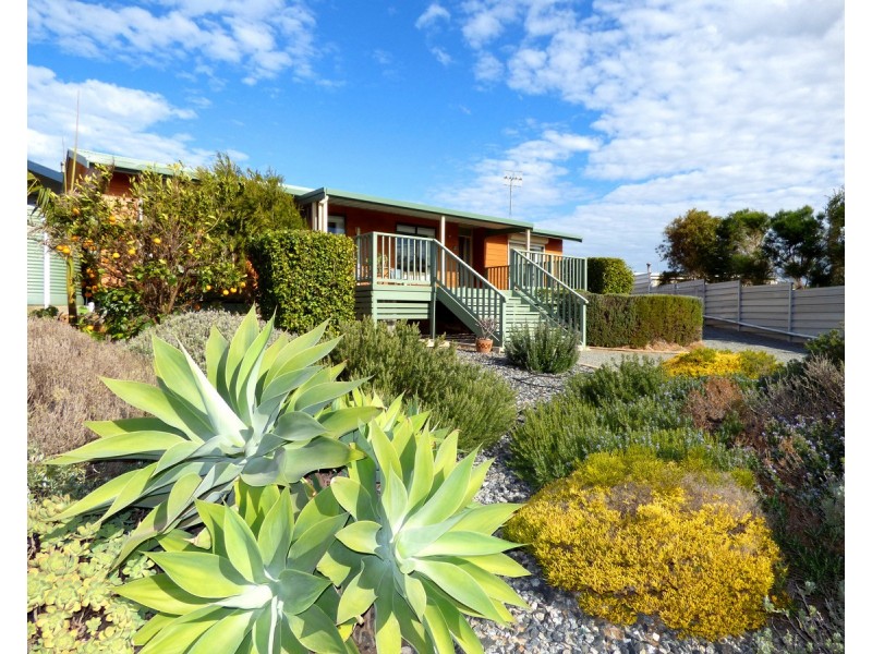 25 Carrow Terrace, Port Neill SA 5604