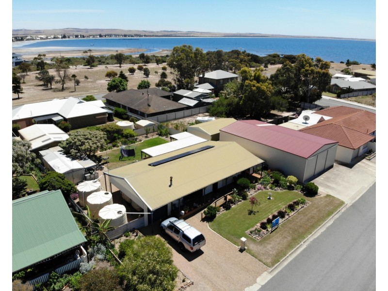1 Lakin Crescent, Tumby Bay SA 5605