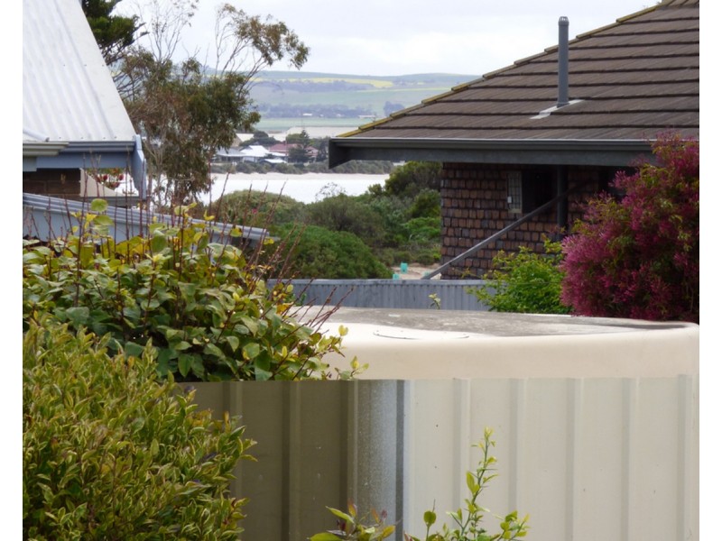 1 Lakin Crescent, Tumby Bay SA 5605