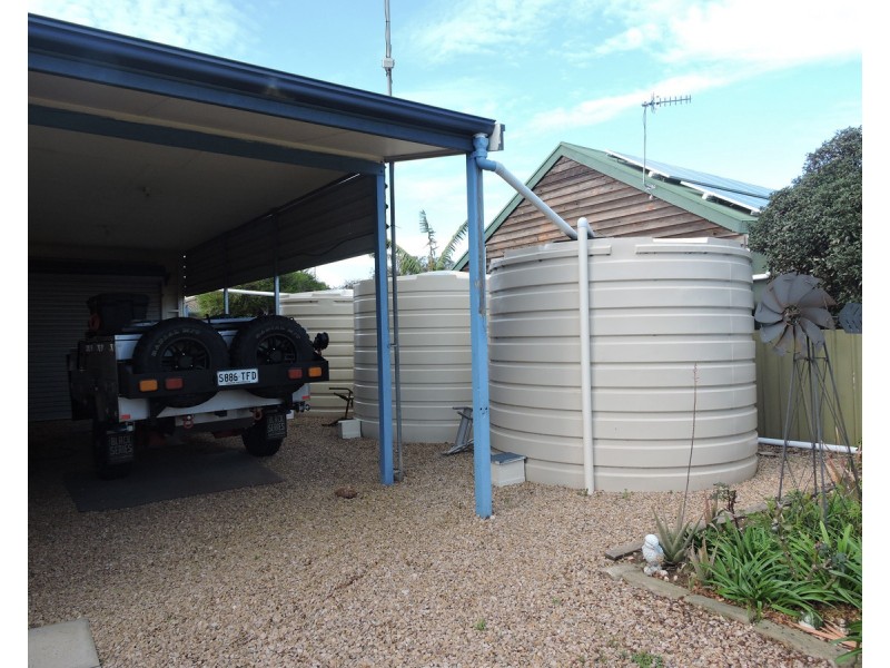 1 Lakin Crescent, Tumby Bay SA 5605