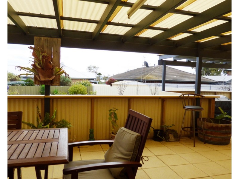 1 Lakin Crescent, Tumby Bay SA 5605