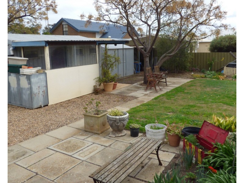 1 Lakin Crescent, Tumby Bay SA 5605