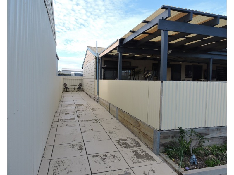 1 Lakin Crescent, Tumby Bay SA 5605