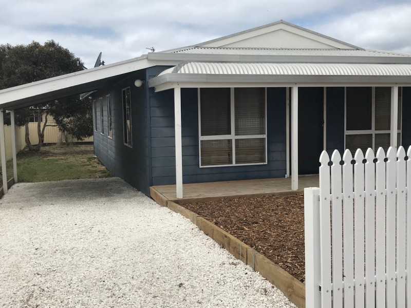 2/25 Henderson Street, Port Lincoln SA 5606