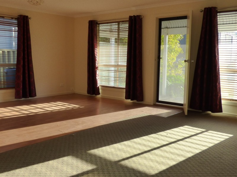 2/25 Henderson Street, Port Lincoln SA 5606