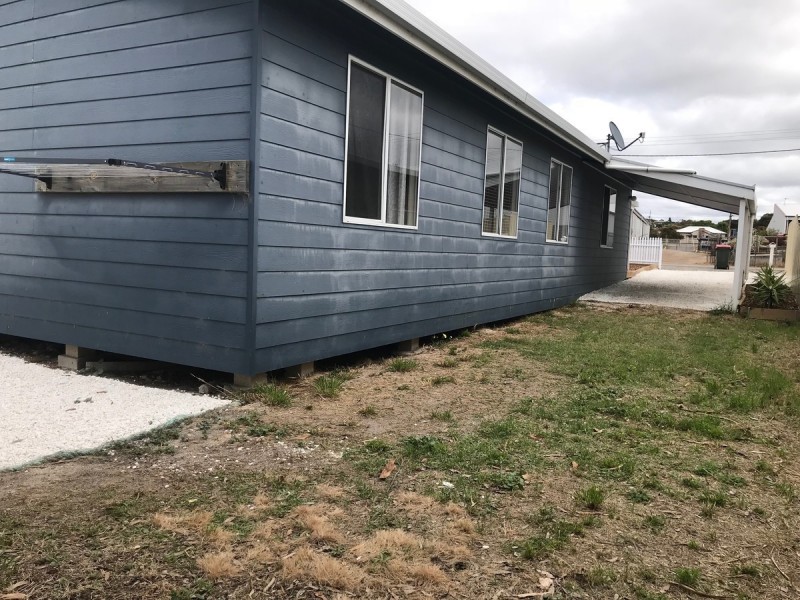 2/25 Henderson Street, Port Lincoln SA 5606