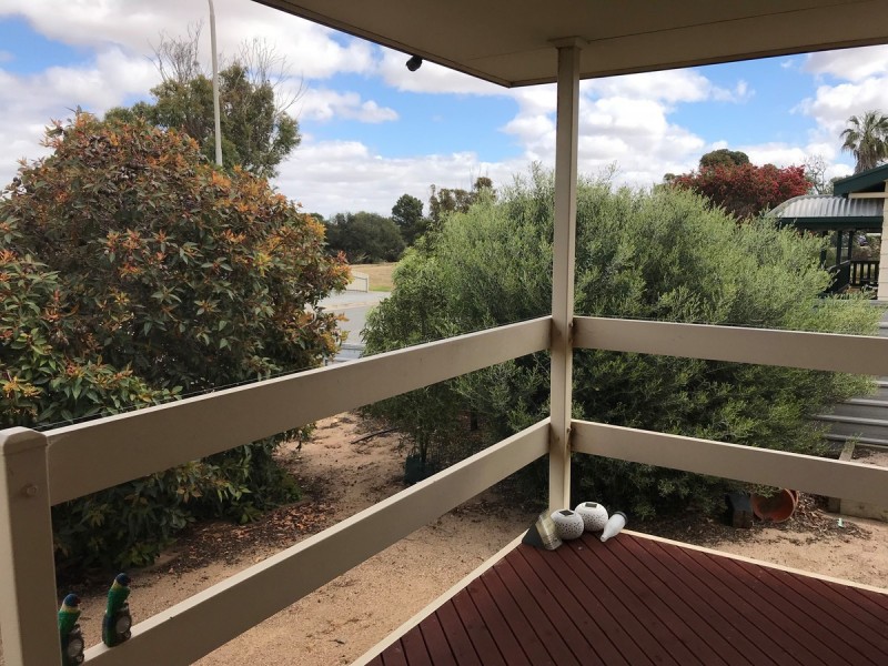 12 Lakin Crescent, Tumby Bay SA 5605