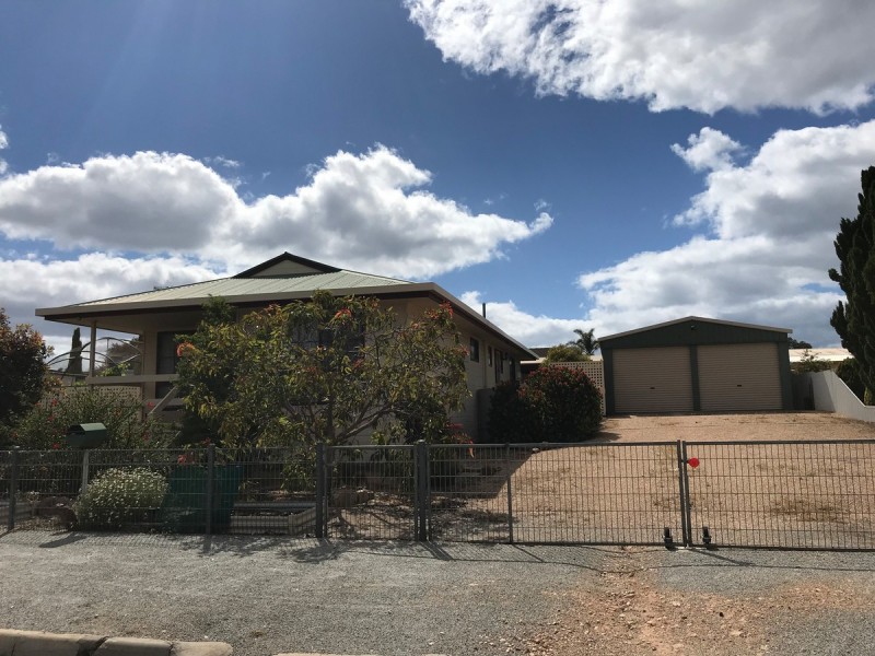 12 Lakin Crescent, Tumby Bay SA 5605