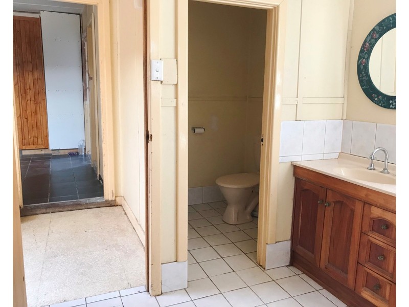 4 Lipson Road, Tumby Bay SA 5605