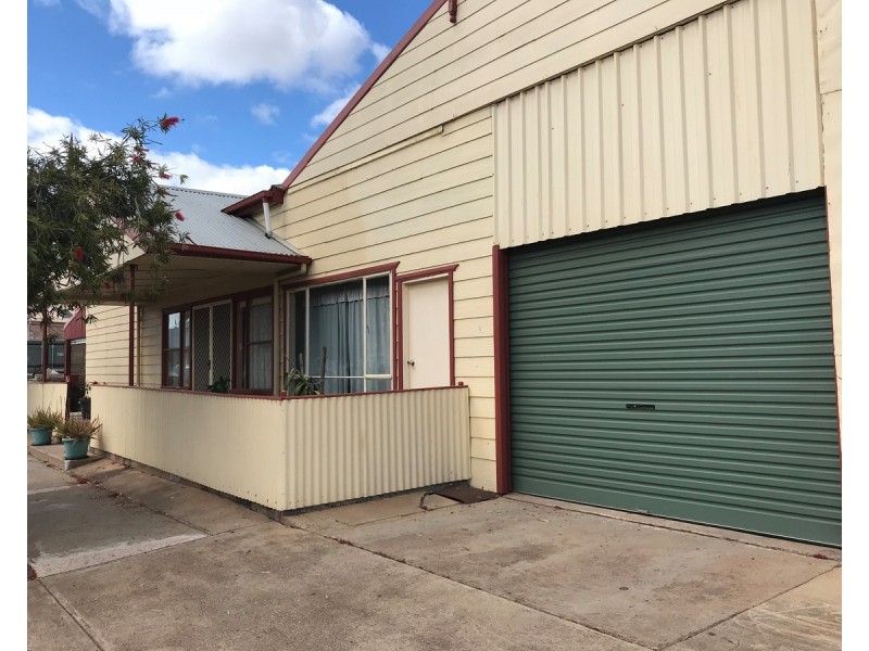 4 Lipson Road, Tumby Bay SA 5605